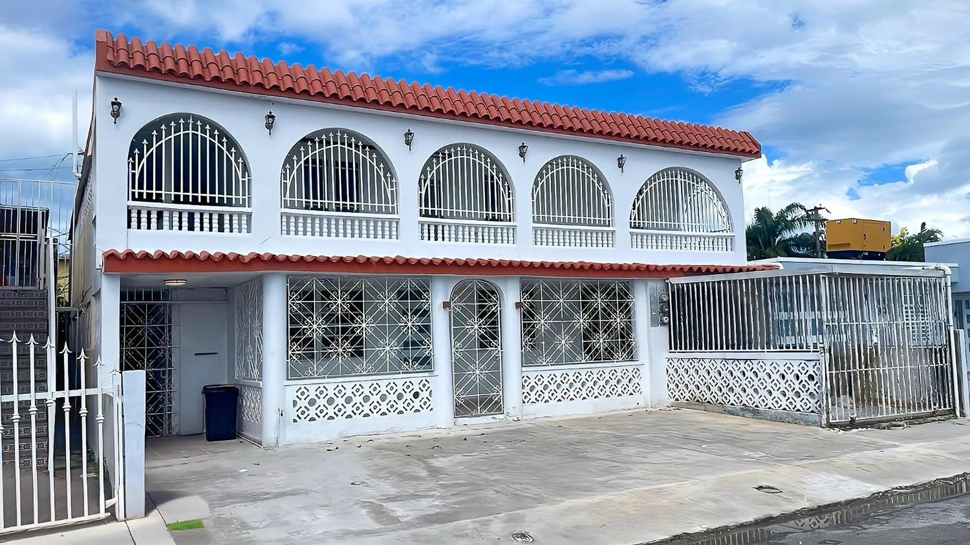 Cozy 4 Guest Apt With Air Conditioning, Free Parking & Wi-Fi Carolina 0*,  Puerto Rico