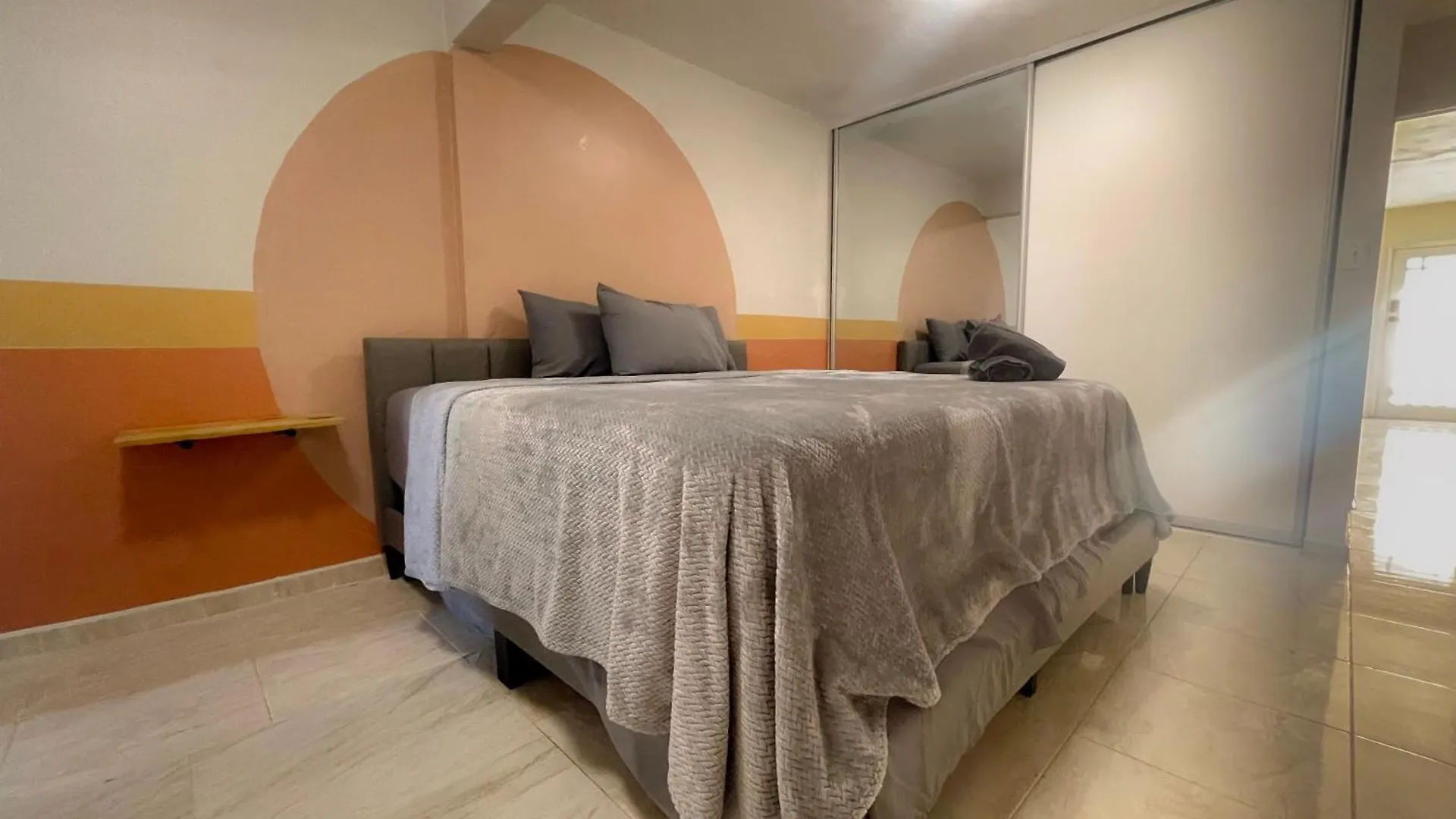 Appartamento Cozy 4 Guest Apt With Air Conditioning, Free Parking & Wi-Fi Carolina